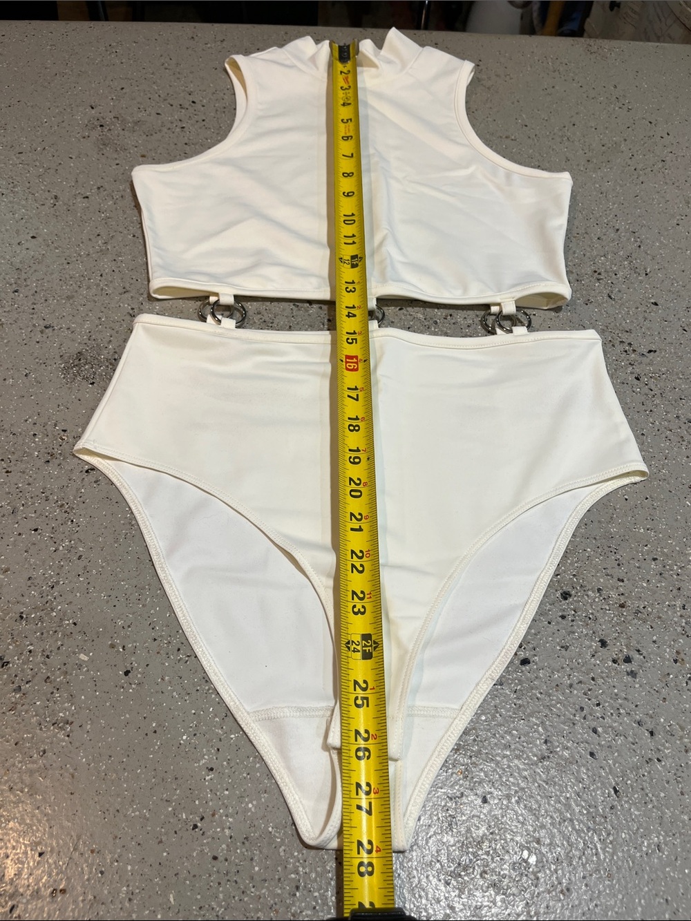 TRUE RELIGION CUT OUT O-RING BODYSUIT CREAM WHITE SIZE MEDIUM NEW WITH TAGS - Picture 13 of 15